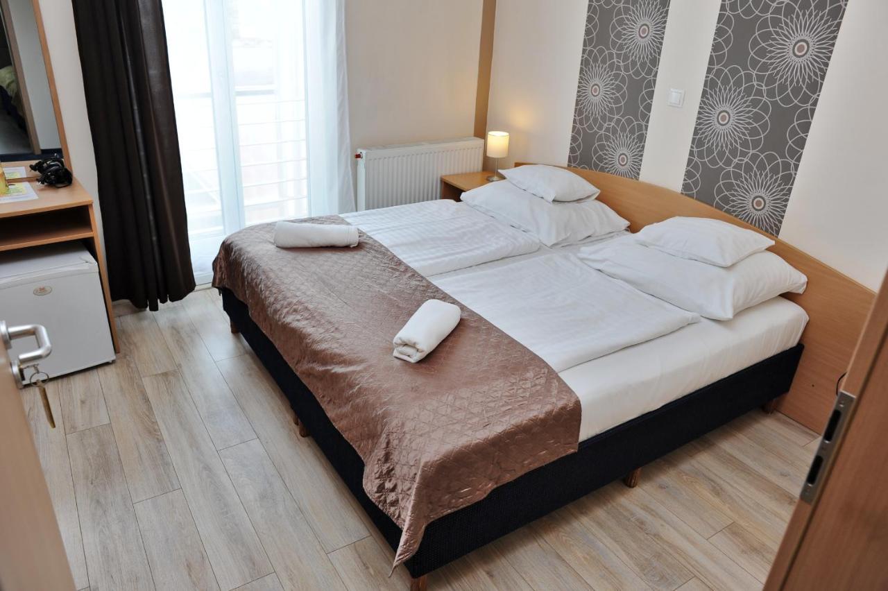 Papillon Apartment Будапеща Екстериор снимка
